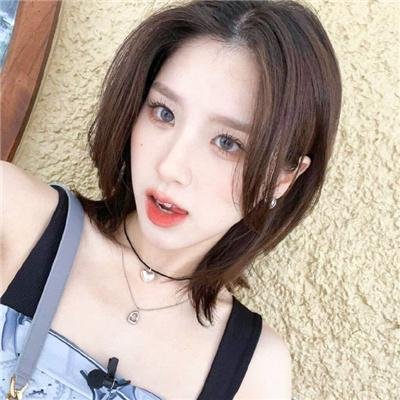 红粉争春